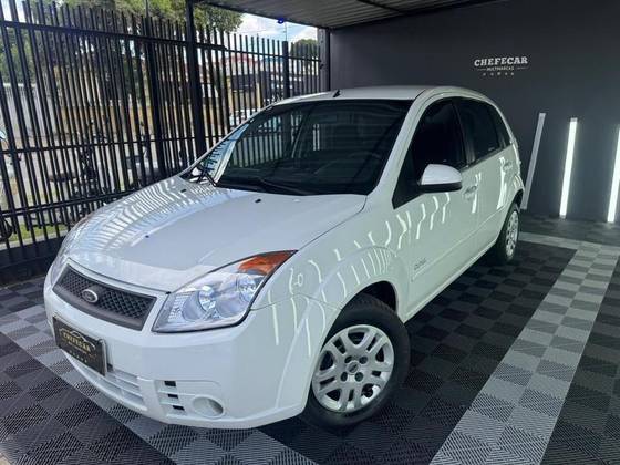 FORD FIESTA 1.6 MPI CLASS HATCH 8V FLEX 4P MANUAL